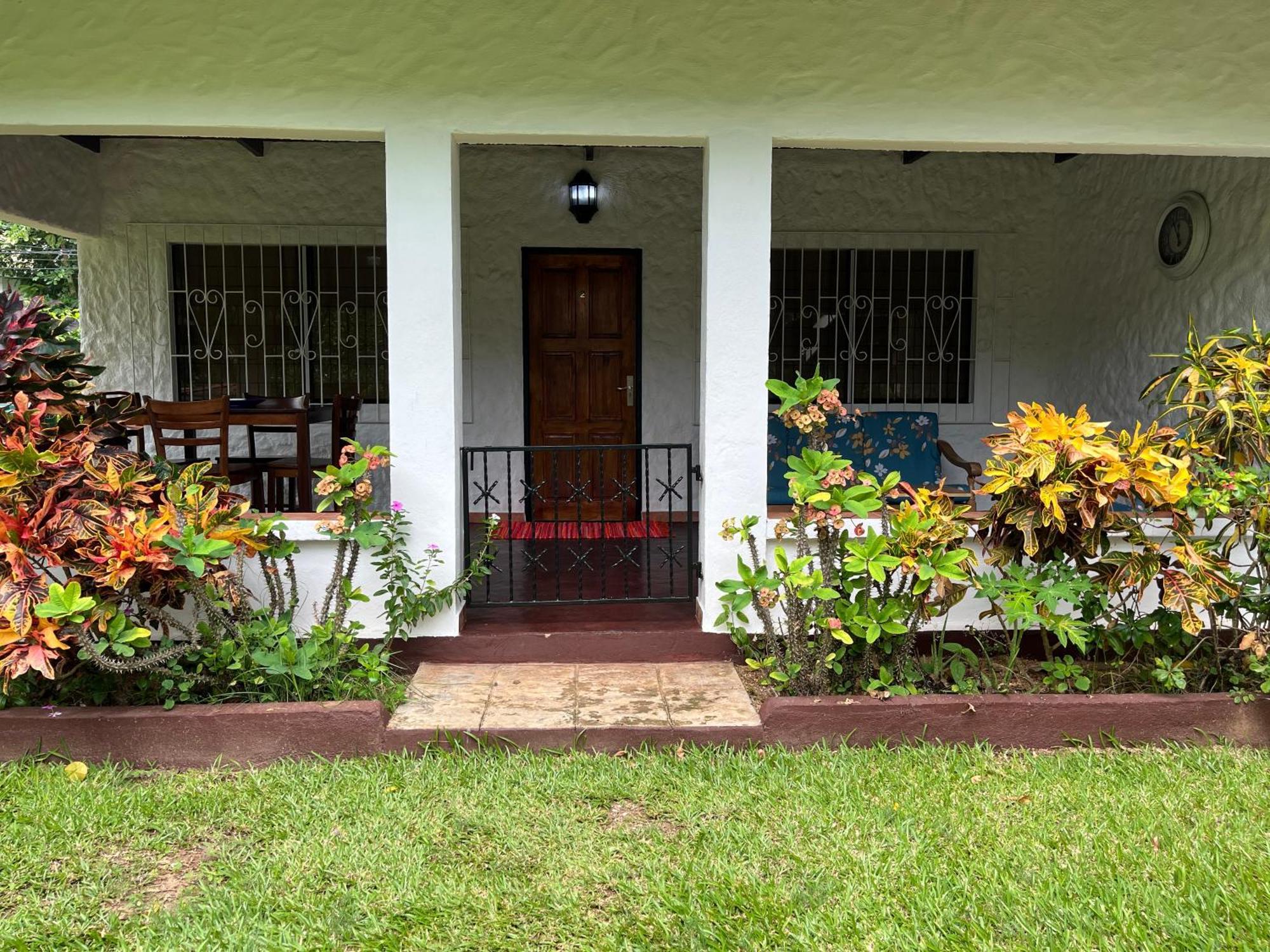 Hcs Bungalows Turtle Bay Rustic Bungalow أو كاب المظهر الخارجي الصورة